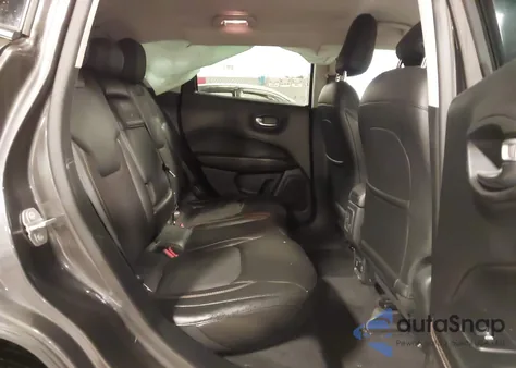 2018 Jeep Compass Latitude 4X4 from USA, damaged, VIN 3C4NJDBB7JT265897